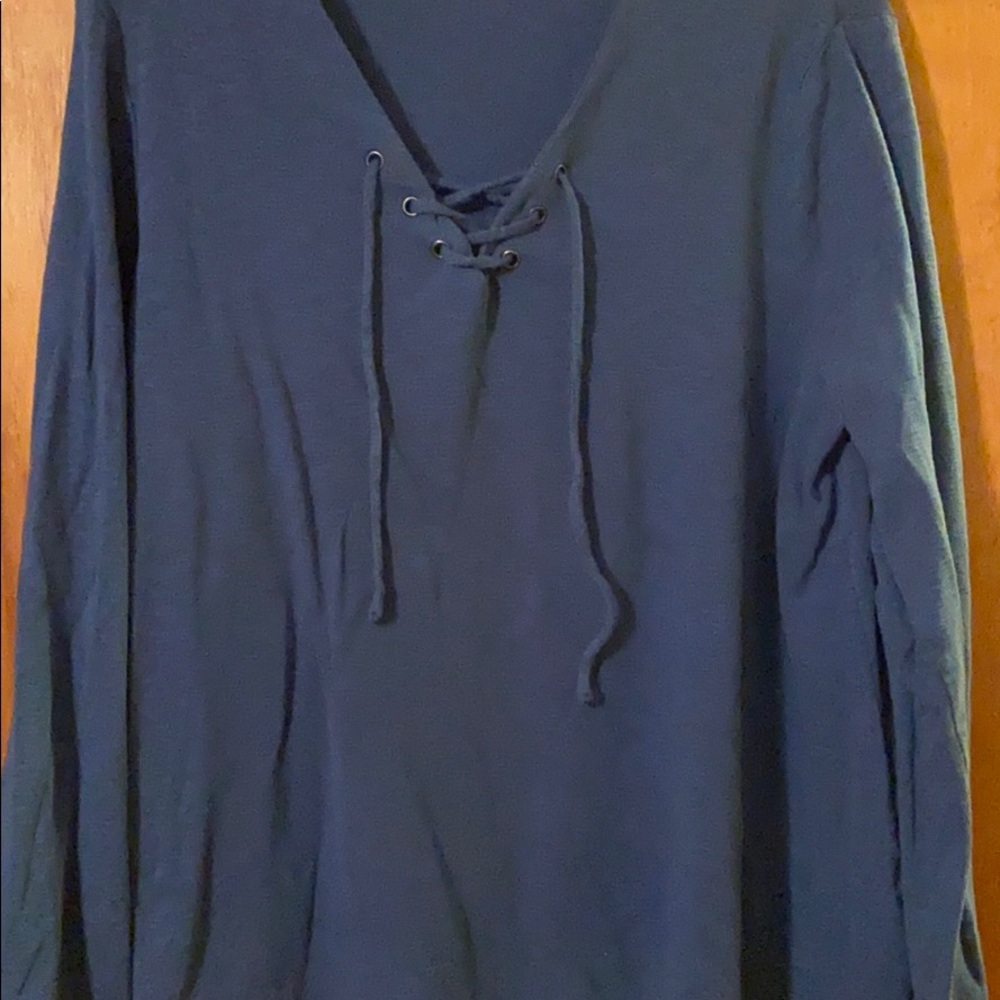 Top - Picture 3 of 4